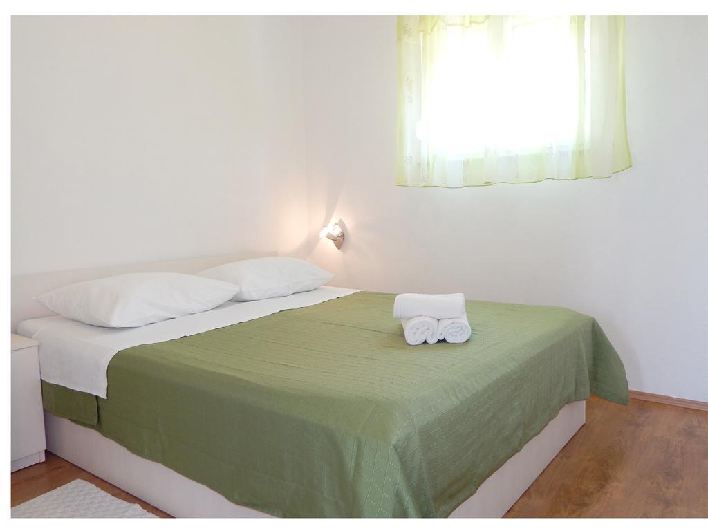 Apartments Nedjeljka Ražanj Quarto foto