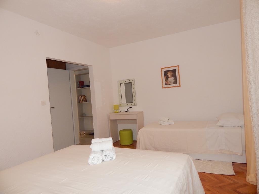 Apartments Nedjeljka Ražanj Quarto foto